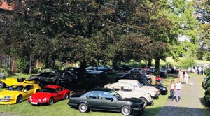 Foto vom Picknick der »Herner Oldies« auf Schloss Bladenhorst am 25.08.2024